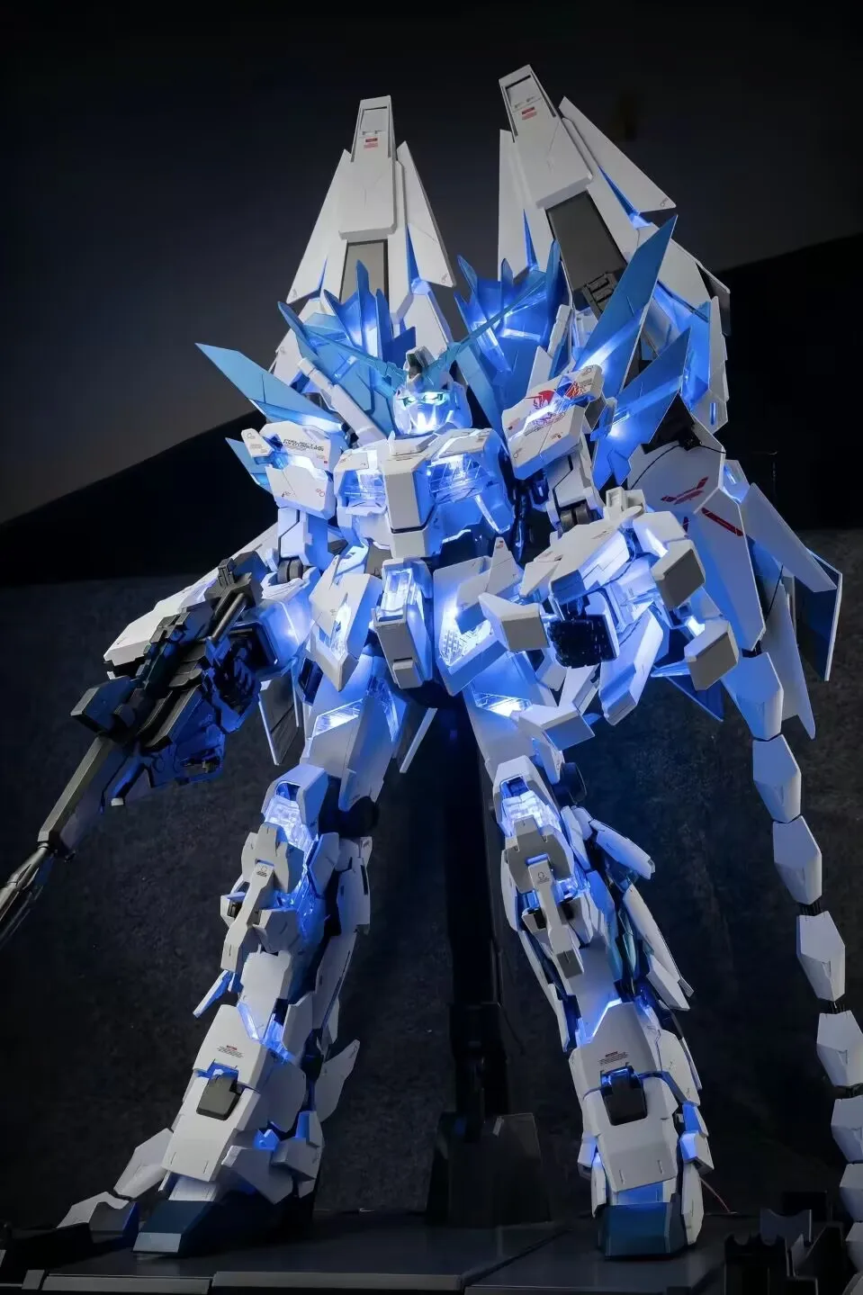 Фото Набор светодиодных ламп Kosmos RGB Dream Color для PG 1/60 Unicorn Banshee Phenex Perfect Final Battle V Fin Beam Claw Shield Led Unit №2