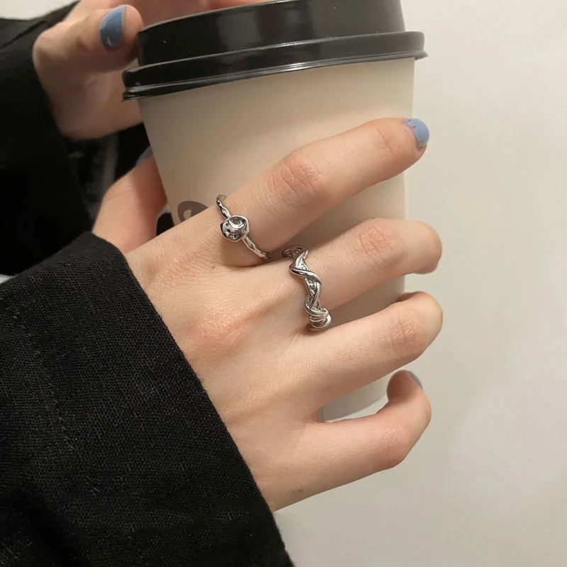 

2022 New Arrival Fashion Rings Women Metal Party Trendy Round Wedding Bands None All Compatible Rings Simple Female Jewelry
