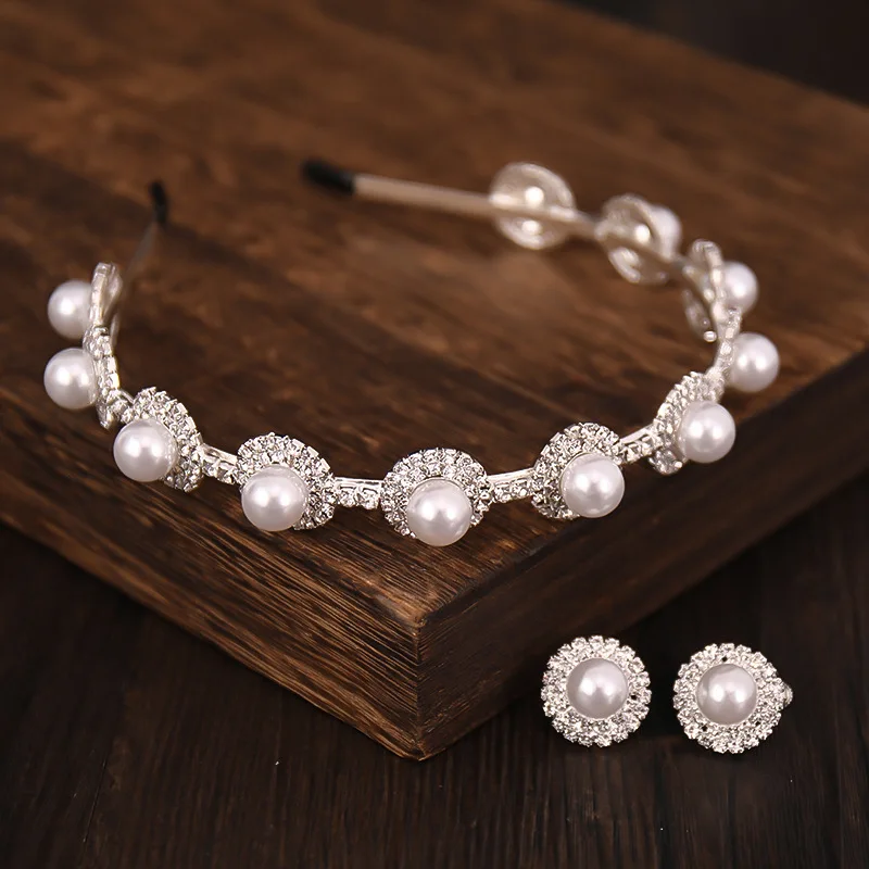 

Bride's Pearl Headband Simple Beautiful Comfortable Matched with Wedding Dresses for Women's Birthday Wedding Party TEN