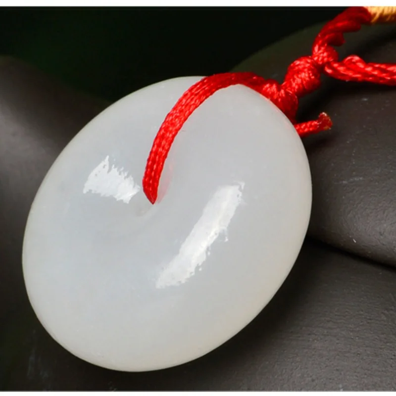 Оптовая продажа круглые бусины из Синьцзяна хэтяня белого нефрита подвеска Lulutong