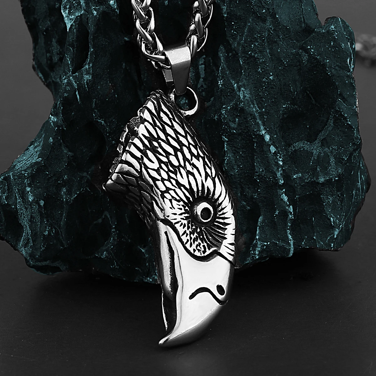 

316L Stainless Steel Men's Necklace Vintage Boutique Wild Eagle Head Hip Hop Biekr Pendant Gift Jewelry Boy Gift Wholesale