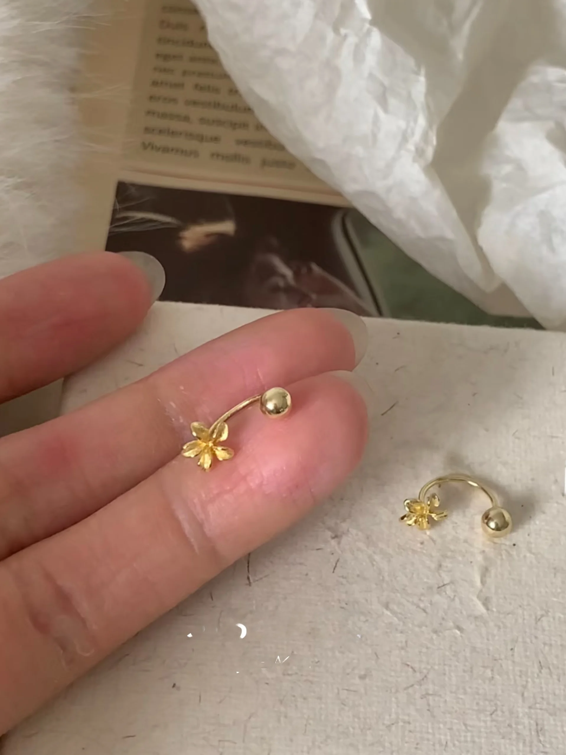 Серьги-гвоздики с цветком Серьги из стерлингового серебра Цельная