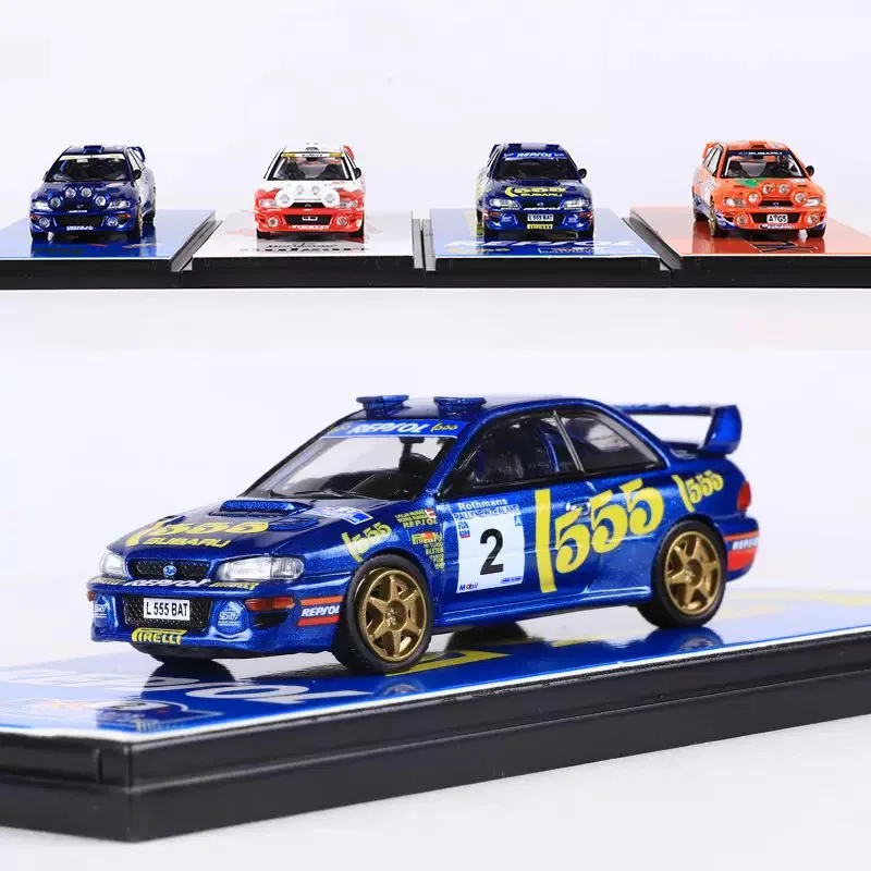 Модель автомобиля из окрашенного сплава FineWorks 1:64 Subaru WRX GC8 WRC с раллийной тематикой
