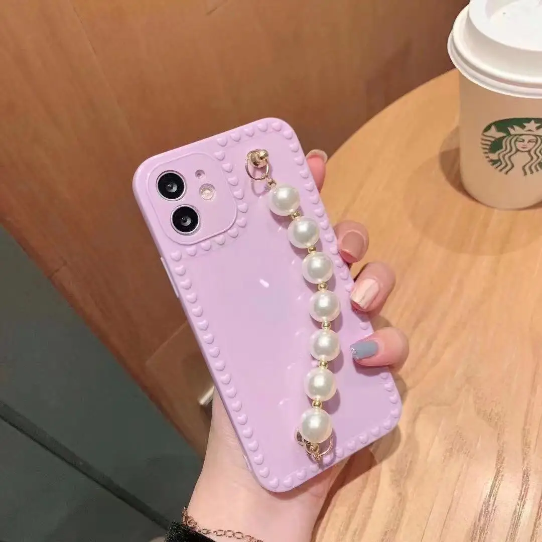 

Fashion Pearl Bracelet for IPhone13 Case X Xs Xr 7 8 11 12 12mini 7p 13p 12p for IPhone12promax 13p 13pm 11p Simple Phone Cover