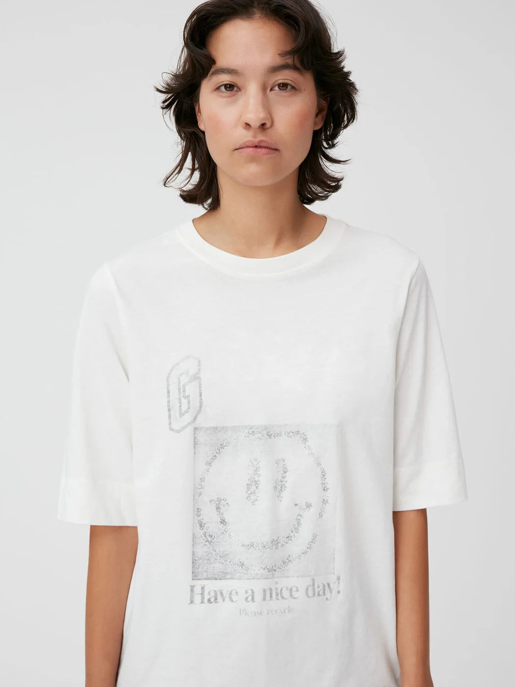 

Letters Smiley Graphic T Shirt Women Summer Short Sleeve Round Neck Loose Simple T-shirt Casual Fashion Streetwear Tunic Tops