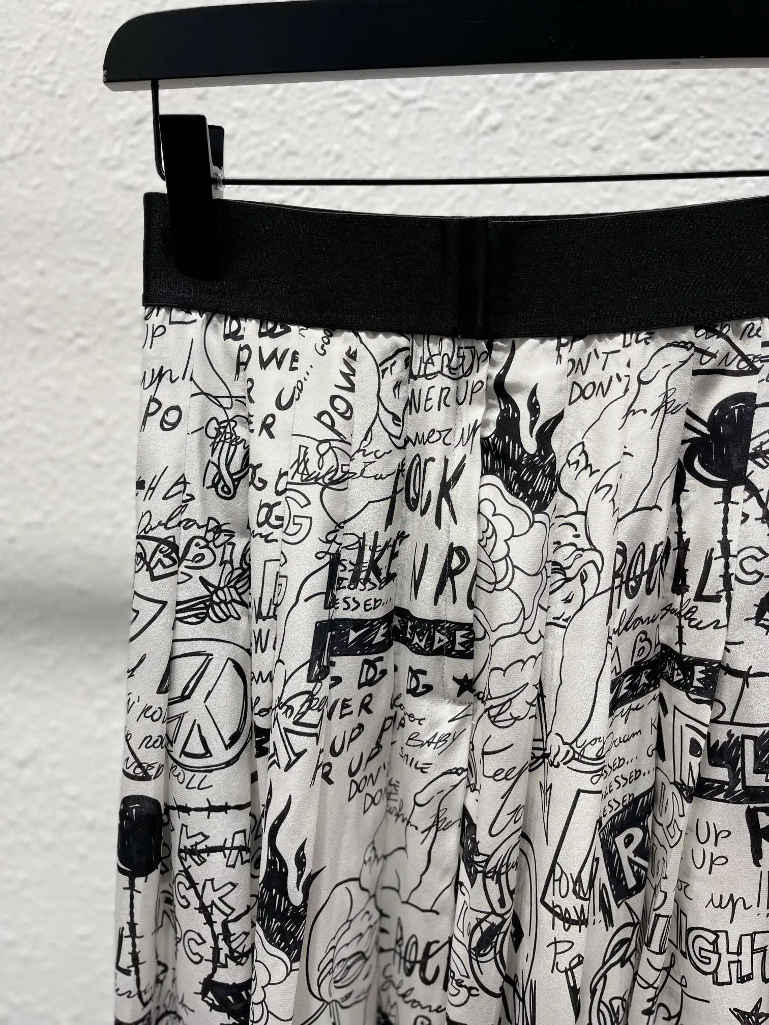 

23 Ранняя весна новая шелковая юбка с граффити на Подоле с разрезом полностью шелковая ткань