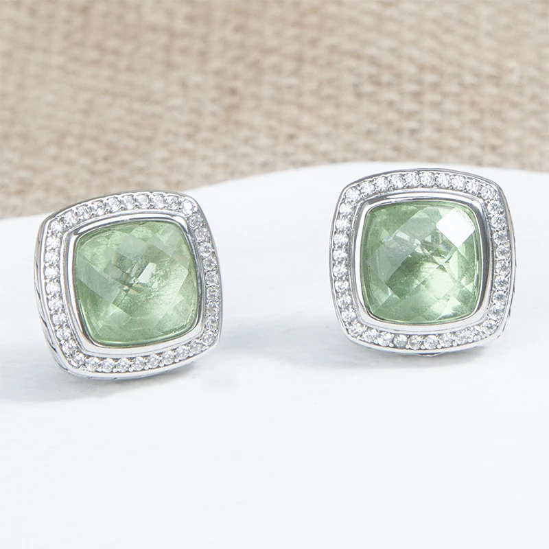 

Элегантные женские серьги с нефритовым ангелом, инкрустированные квадратными зелеными цирконами, серьги-гвоздики, ретро ювелирные изделия...