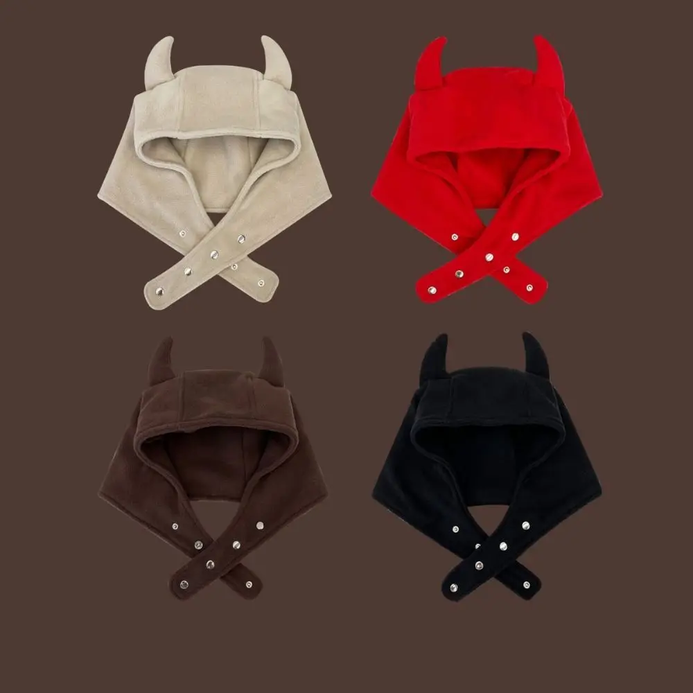 Индивидуальные женские шапки осень и зима теплые с защитой ушей милые дьявола