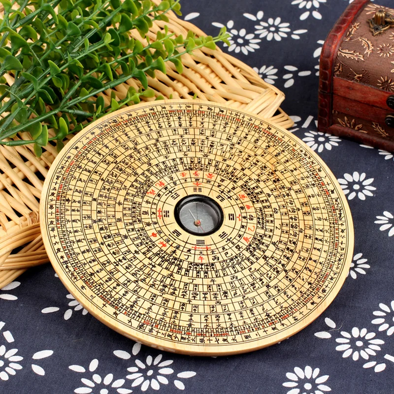

Compass High precision Wooden CompassThree-in-oneIntegrated Disk Professional daoist magic Compass For feng Shui masters