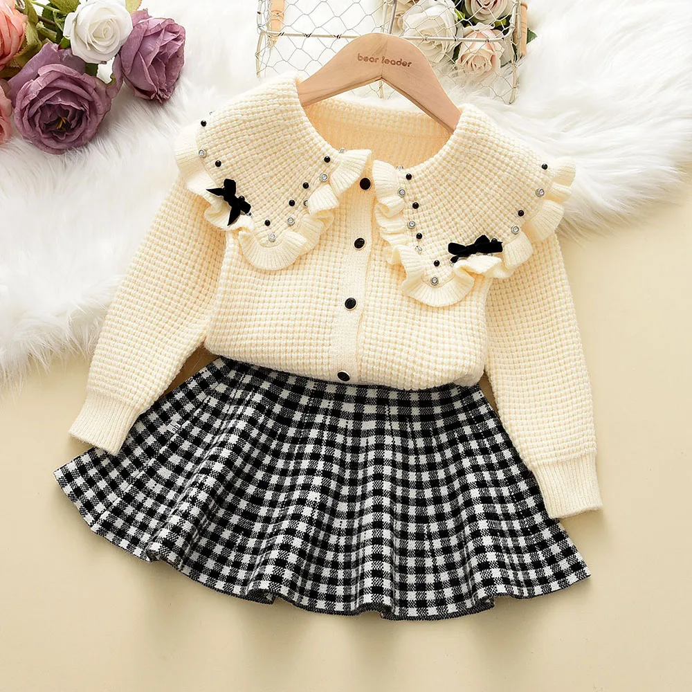 

Menoea Girls Christmas Clothes Winter Doll Collar Sweater Cardigan Sequined +Plaid Skirt Two-piece Set for Baby Girl Outfit Sets