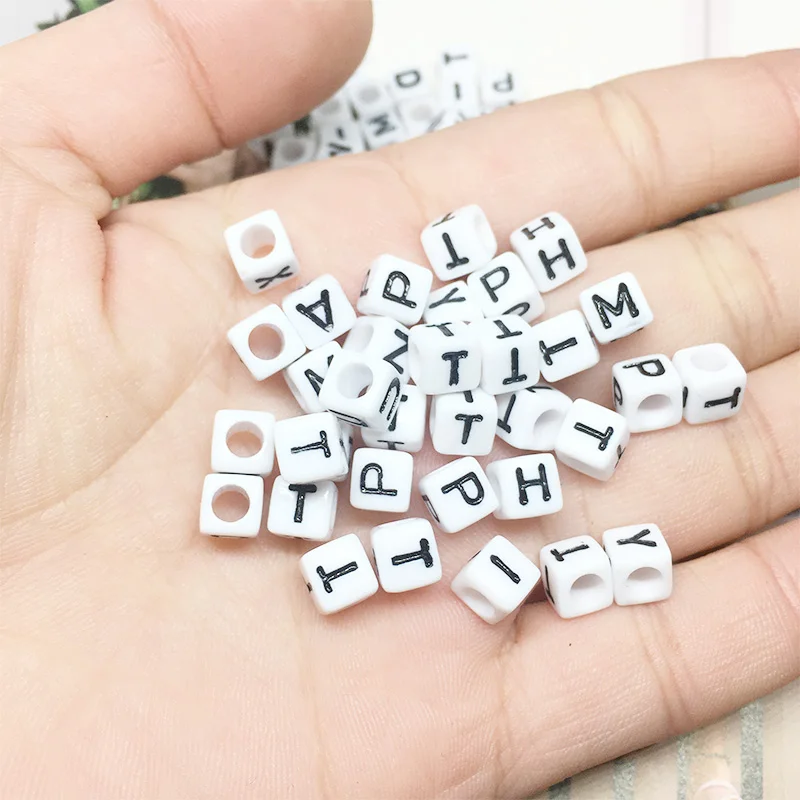 Бусины с буквами алфавита 6*6 мм 500 шт./партия