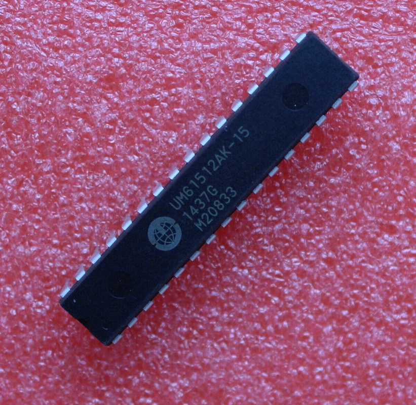 1 шт./5 шт. UM61512AK-15 64K X 8 BIT высокоскоростной CMOS SRAM DIP-32 1 шт./5 шт. UM61512AK-15 64K X 8 BIT высокоскоростной CMOS SRAM DIP-32