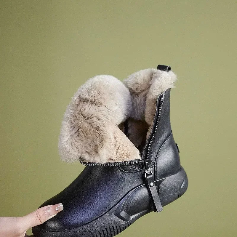 Зимние женские утепленные бархатные ботинки на платформе с боковой молнией