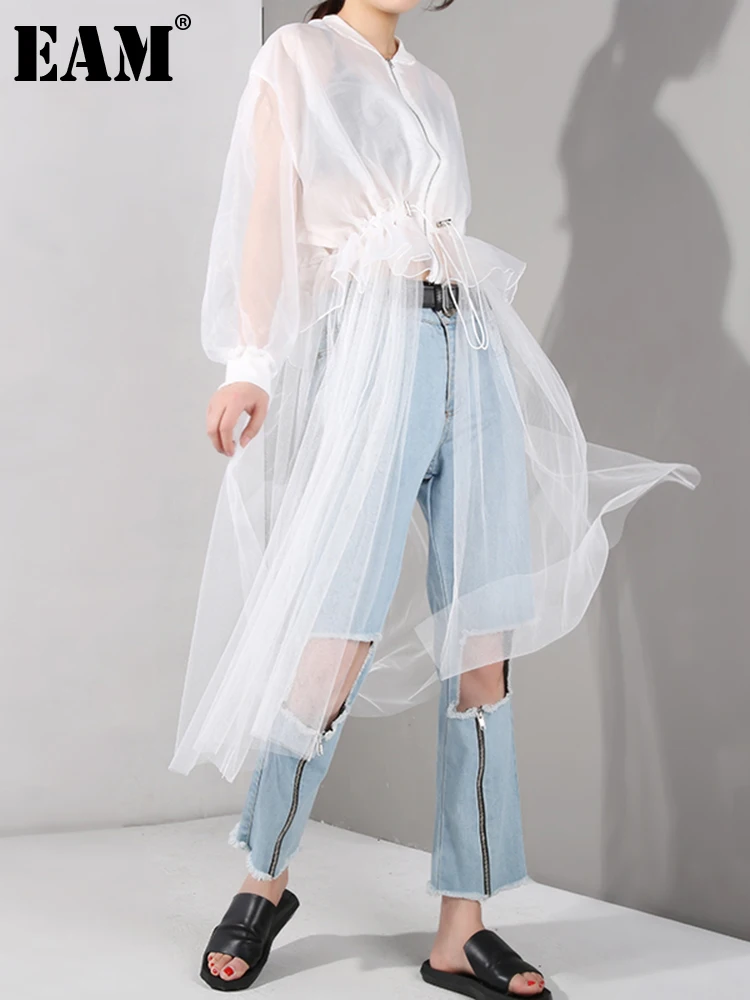 

[EAM] 2022 New Spring Autumn Stand Collar Long Sleeve White Mesh Drawstring Big Size Windbreaker Women Trench Fashion JU1880