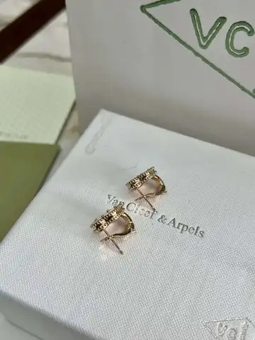 Серьги Van Cleef & Arpels