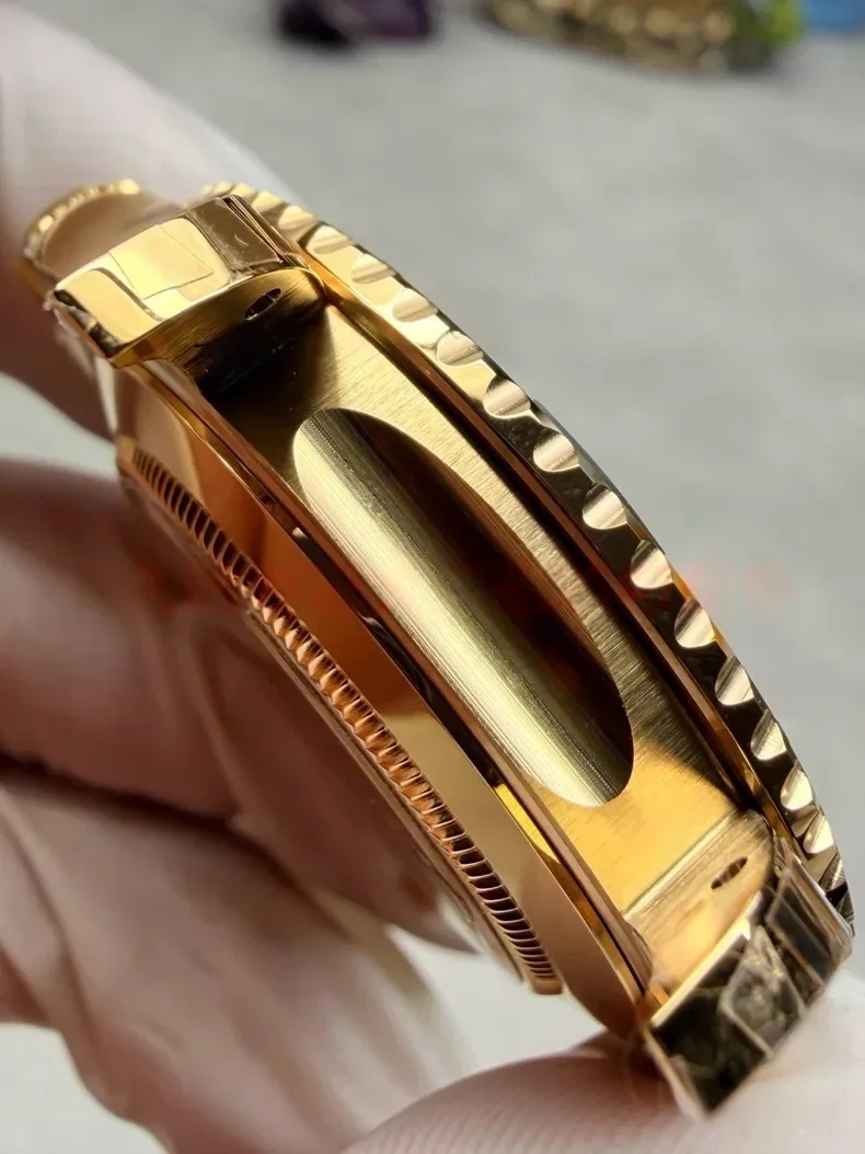 Фото Высококачественный корпус VS F V3 Weighted Yacht Master M226658 серебристого цвета №5