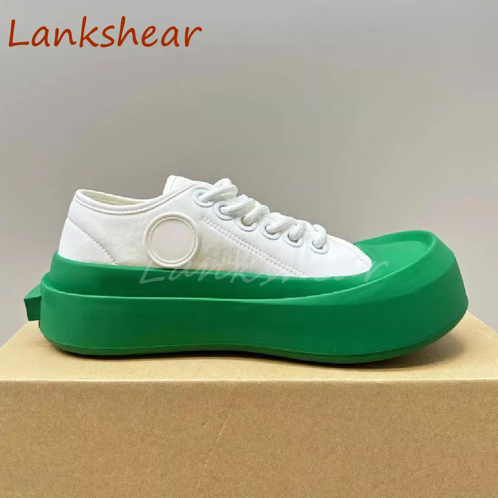 Женские туфли с перекрестной шнуровкой