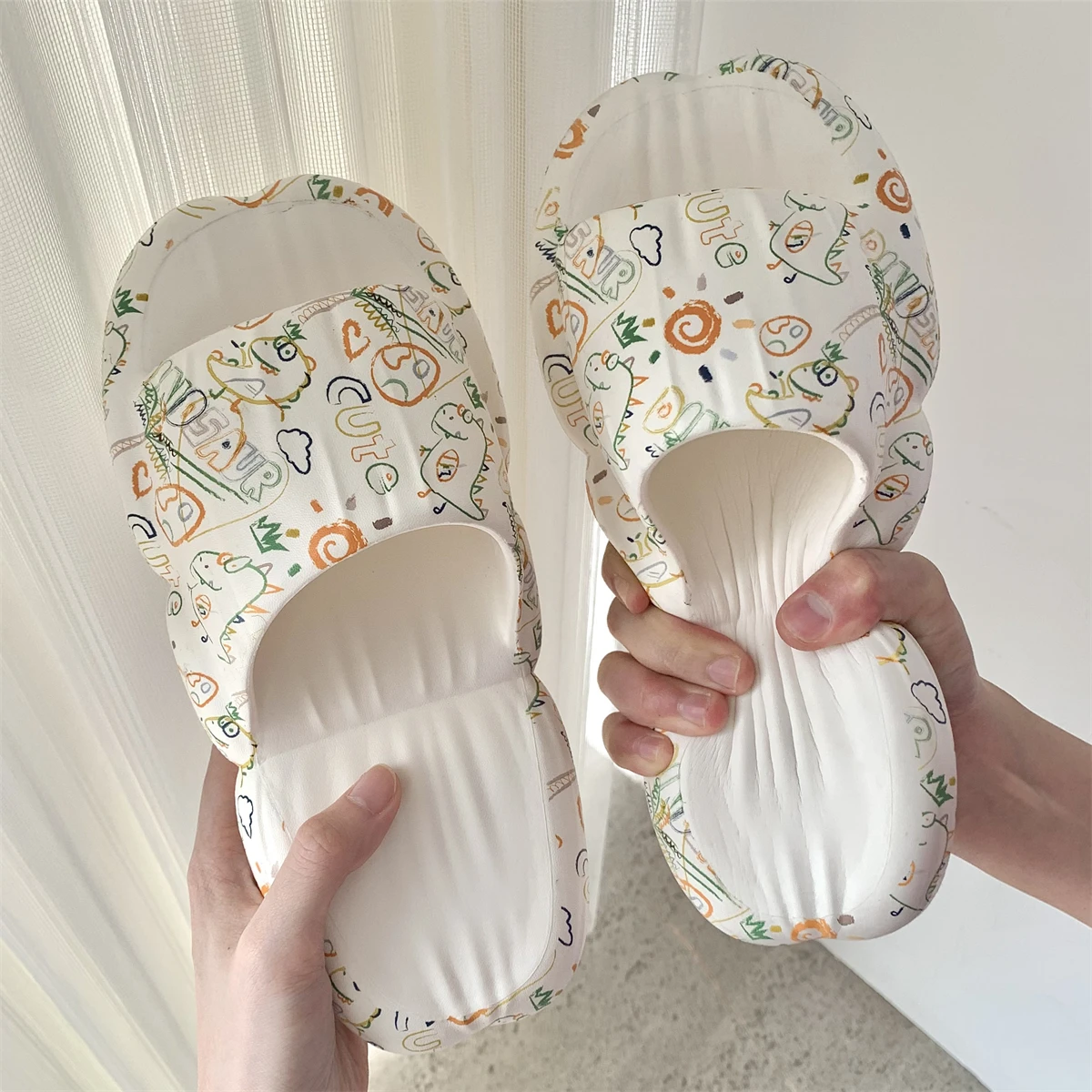 

Women Sandals Non-slip 2022 Summer Indoor Beach Outdoor Thick Sole Graffiti Personality Art Home Slippers Slippers Woman Shoes