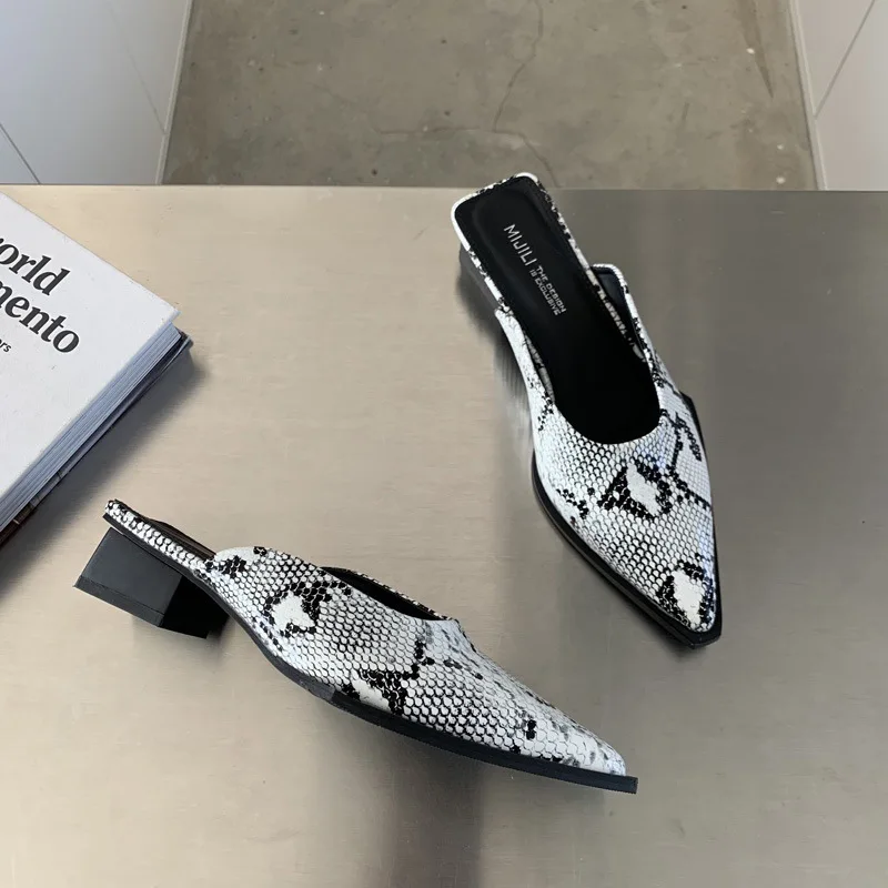 

Туфли на низком каблуке, базовая обувь из искусственной кожи, в римском стиле, с расширяющимся книзу каблуком, на резиновой подошве