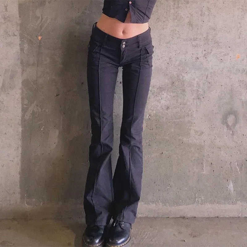 

Брюки женские джинсовые составного кроя с заниженной талией и карманами