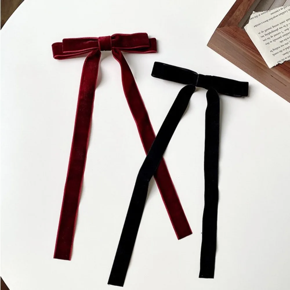 Заколка для волос атласная шелковая бархатная с бантом и лентой