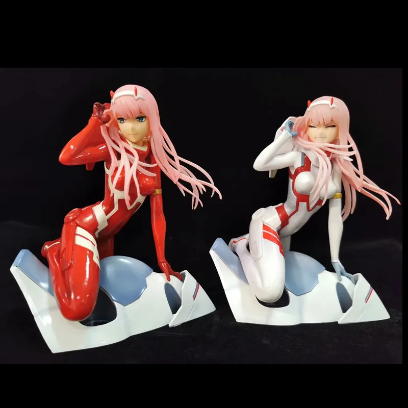 

DARLING In The FRANXX Zero Two Battle Suit Ver. 1/7 Scale Figure PVC Model Toy Doll
