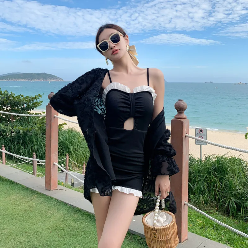 

Женский слитный купальник-бикини с сетчатой накидкой и блузкой