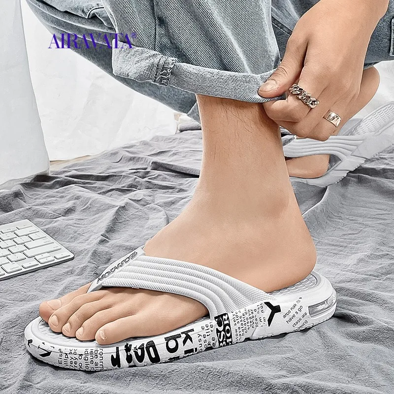 Men Massage Flip-flops Fashion Men Slippers Beach Sandals Soft Mens Casual Shoes summer Man Flip Flops Hot Sell Footwear