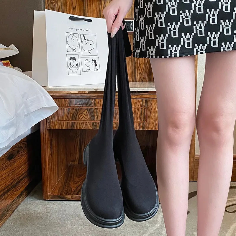 

Женские осенне-зимние сапоги до колена, новые модные вечерние сапоги на плоской платформе, женские повседневные сапоги, мотоциклетные сапо...