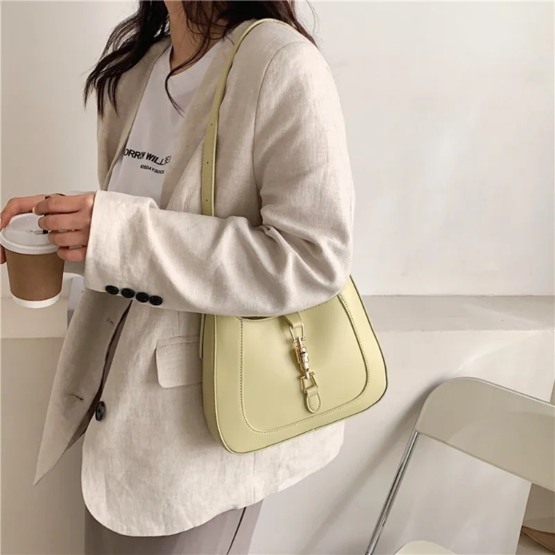 Women's Retro Luxury Solid Color Small Shoulder Bags Travel Free Shipping сумка женская Fashion Hot Underarm Handbags for Femele
