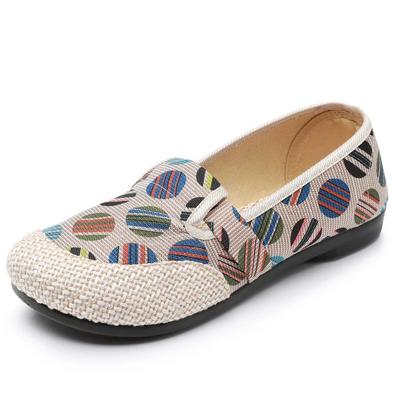 inexpensive walking shoes for mom elderly women summer loafers ladies printed canvas shoes free shipping casual slip on sneakers