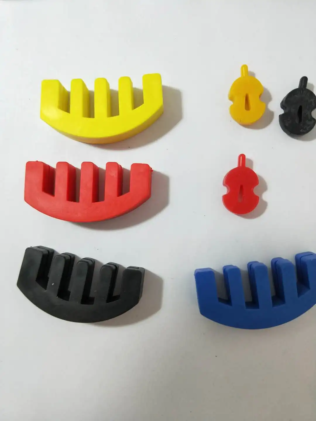 

10PCs Violin Prace Mute Brand New Rubber Five Claws TOURTE Mute Different Colors