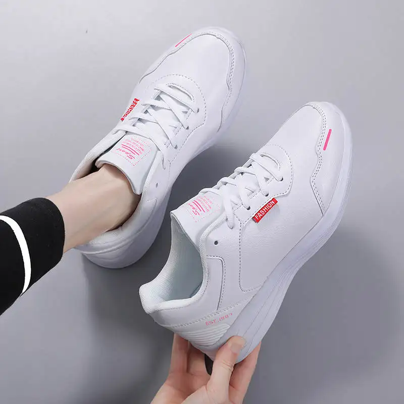 

Lightweight Sneakers Girls Sport Shoes Women Luxury Designers Female Running Sneakers Luxe Sports Woman Casual High-Tech Tennis