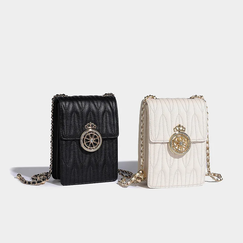 Модная сумка-мессенджер с цепочкой в виде ромба новинка 2024 удобная сумка для