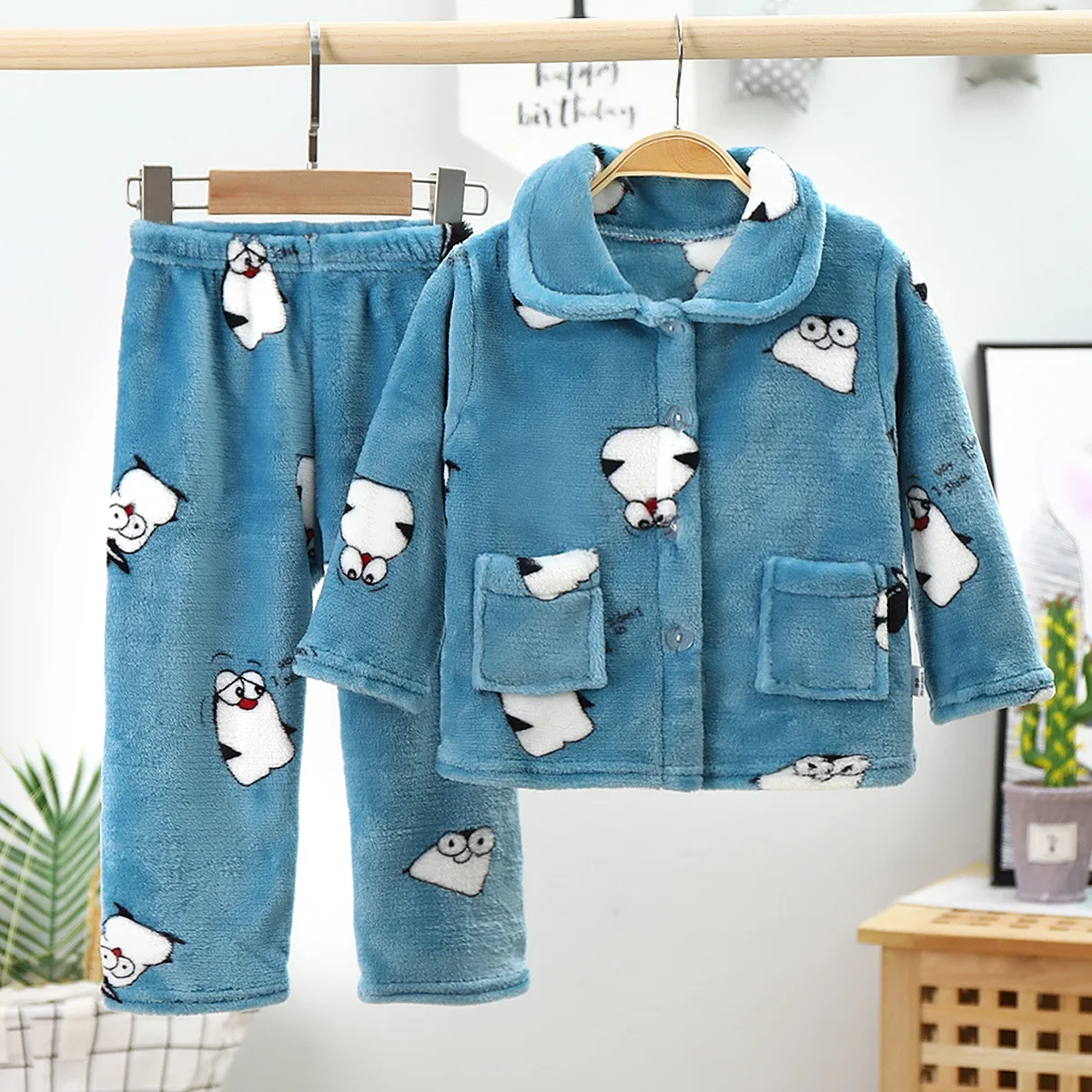 New 2020 Kids Boys Girls Autumn Winter Warm Flannel Pajama Sets Cartoon Print Lapel Tops with Pants Sleeping Clothing Sets