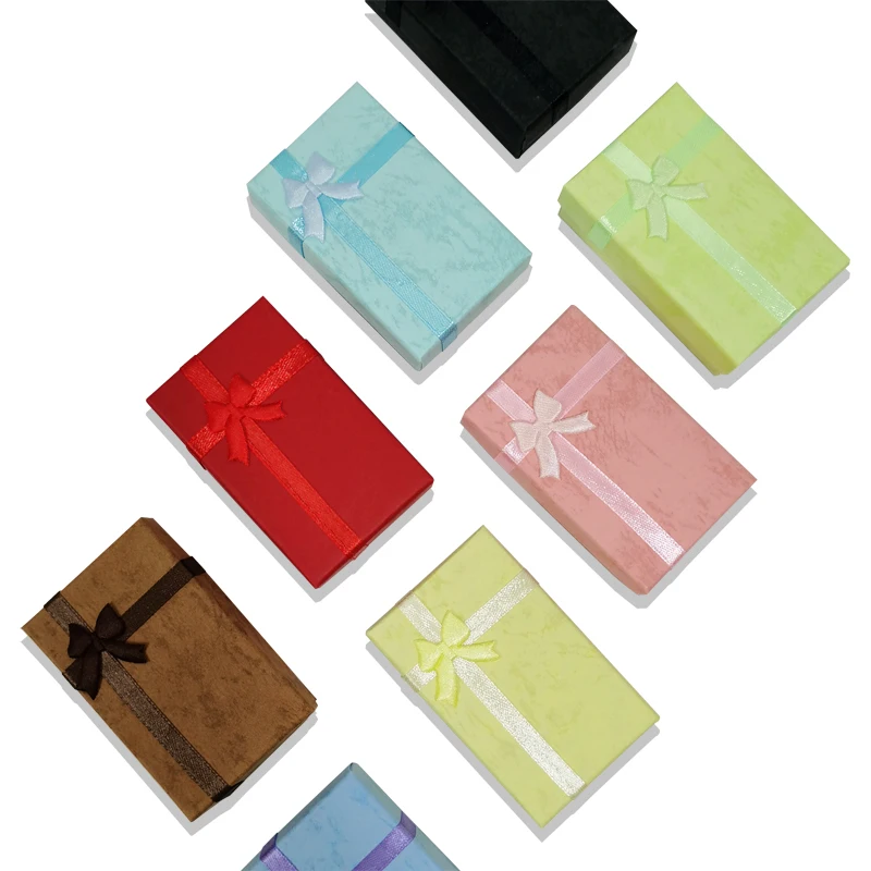 

Набор для демонстрации украшений из 12 предметов