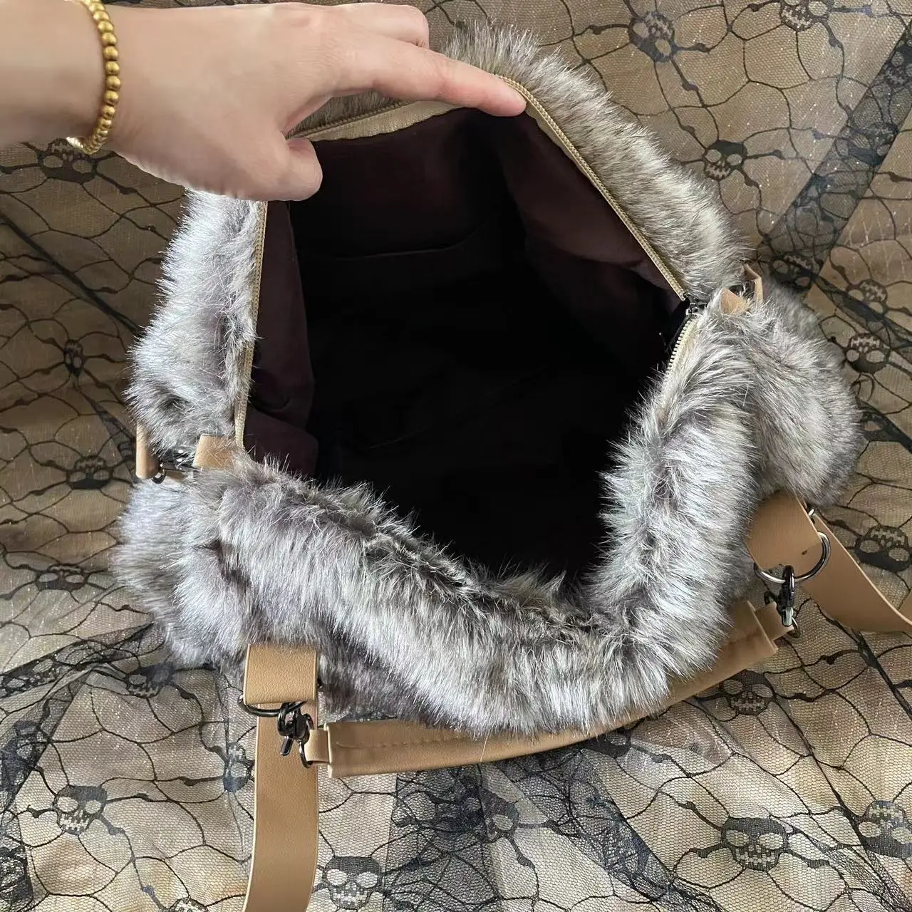 Женская сумка через плечо в стиле High street плюшевые сумки большой вместимости