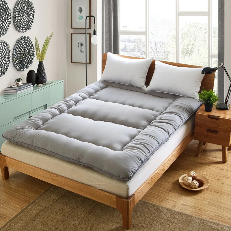 Толстый разноцветный матрас для студенческого общежития однотонный теплый