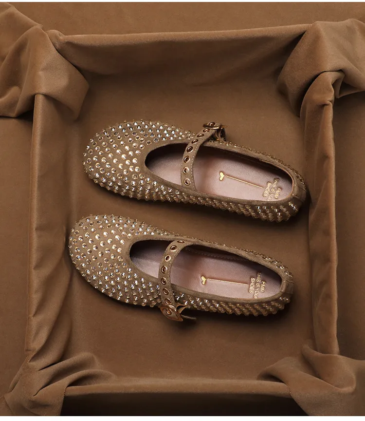 Фото Винтажные туфли SHOEBOX Mary Jane со стразами для женской летней коллекции, на плоской подошве, в стиле ретро, французские, с мягкой подошвой, одинарные. №2