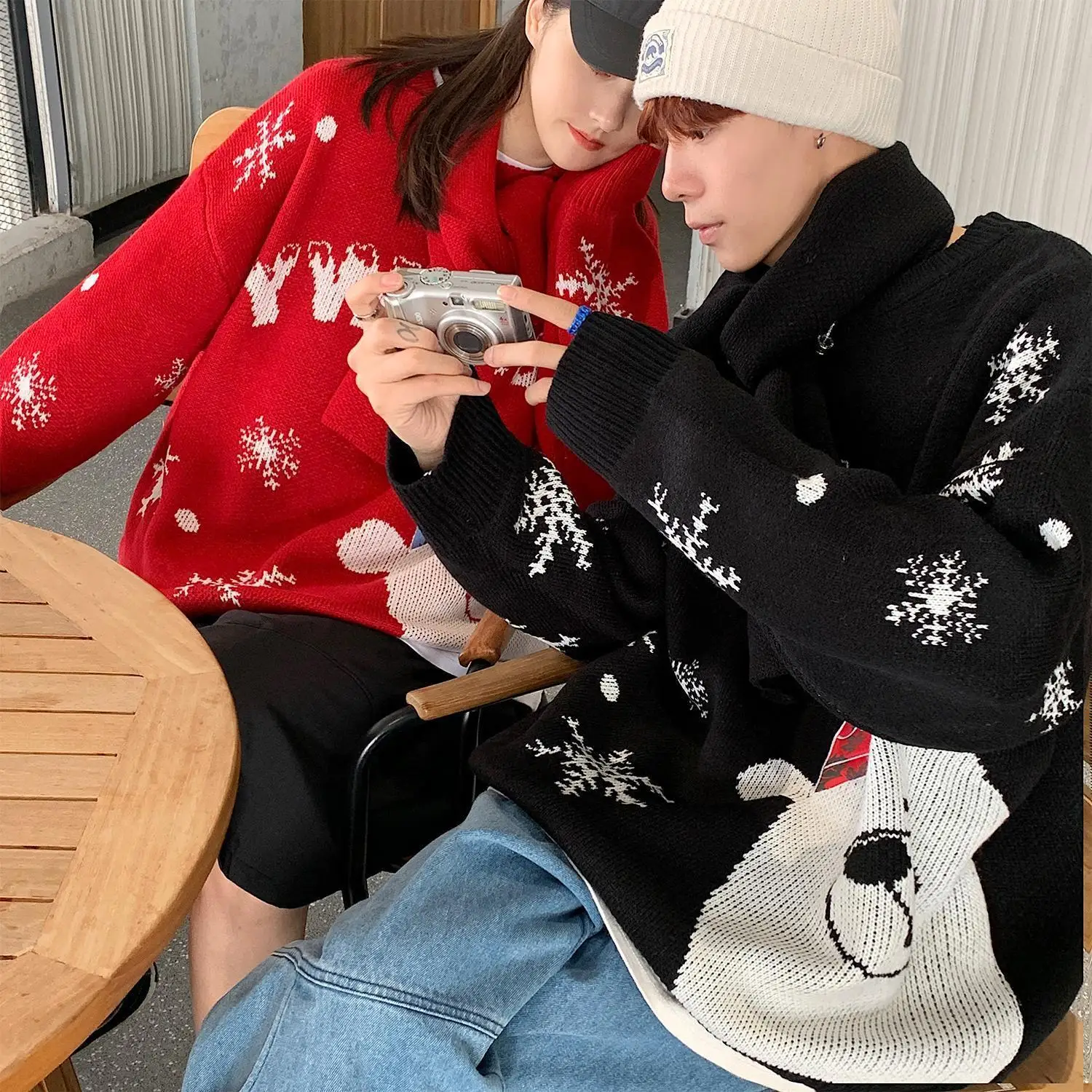 Рисунок 4 - Мужской вязаный свитер с круглым вырезом