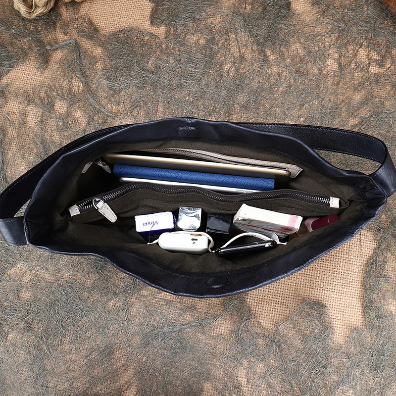 Женская сумка-тоут из натуральной кожи саквояж на широком ремешке вместительный