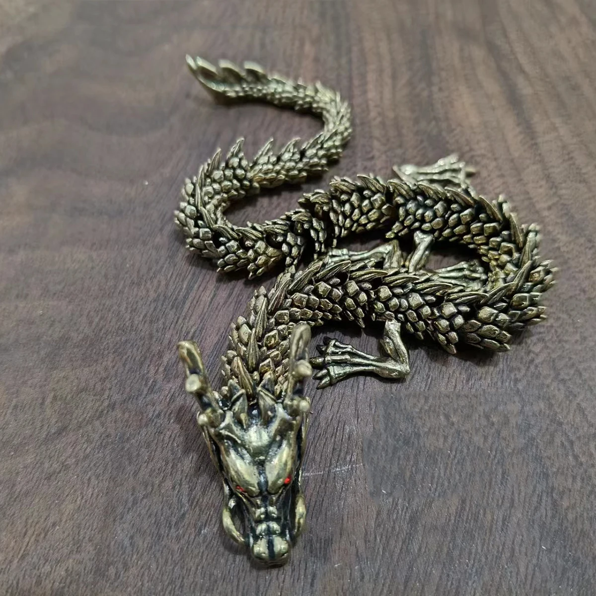 

Статуэтка латунного дракона