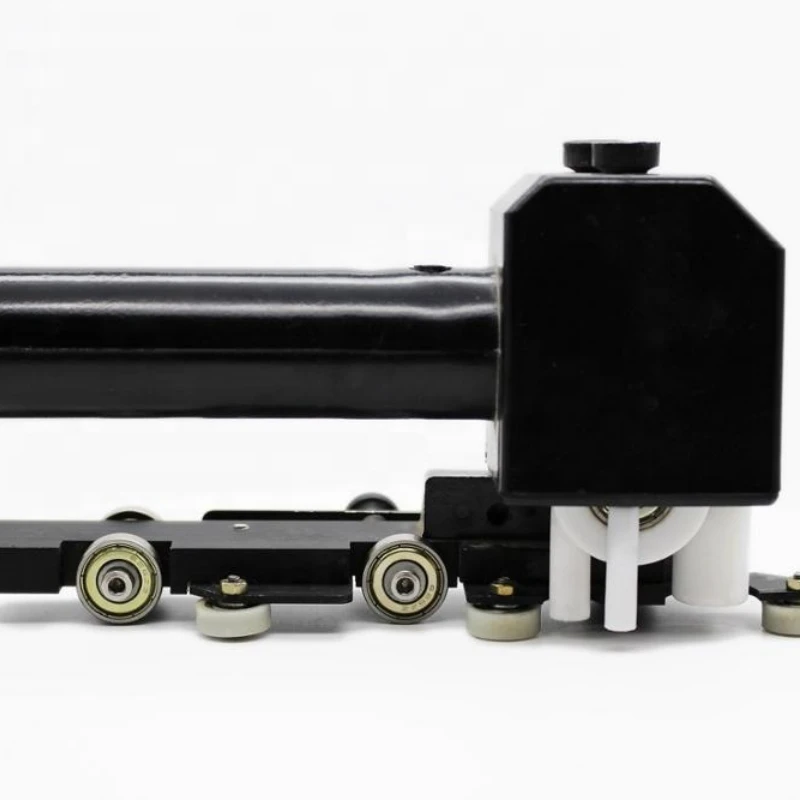 

Adjustable speed roller hand tool For Making Flexible Compound Insulating Glass