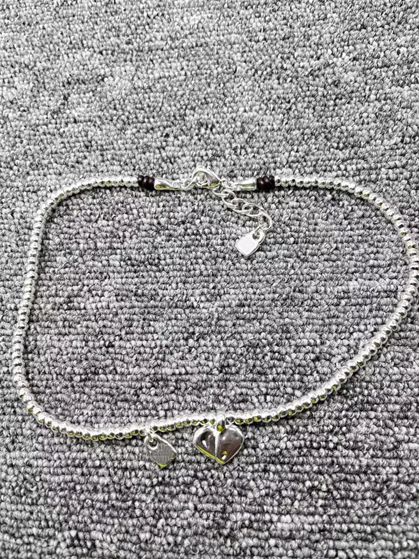 

Brand New European and American Fashion Electroplated 925 Silver Color Exquisite Luxury Irregular Heart Necklace Jewelry Gifts