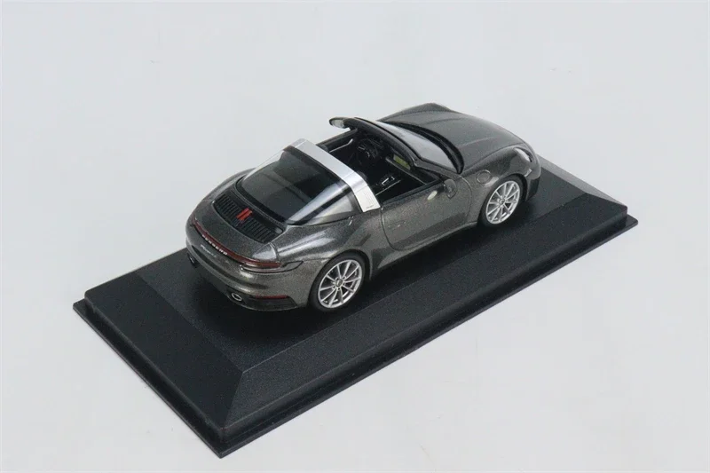 MINICHAMPS 1:43 911 (992) TARGA 2020 СЕРАЯ литая модель автомобиля
