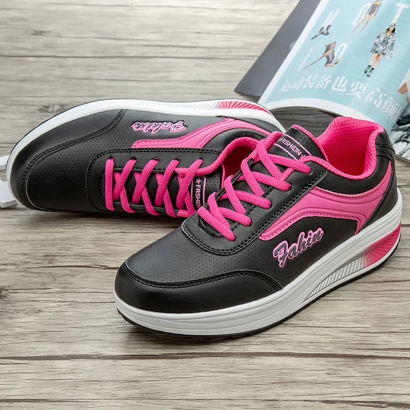 Летние вентилируемые беговые кроссовки женские спортивная обувь на платформе