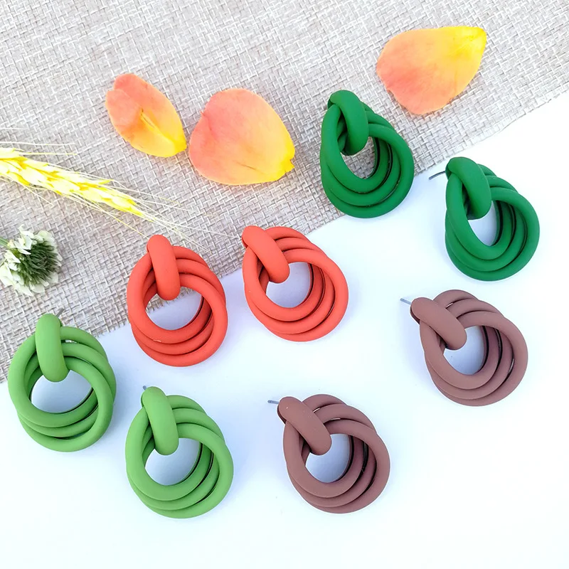 

Minar Colorful Metallic Spray Geometric Earrings for Women Mujer 2022 Multi Layered Round Drop Dangle Earrings Statement Jewelry