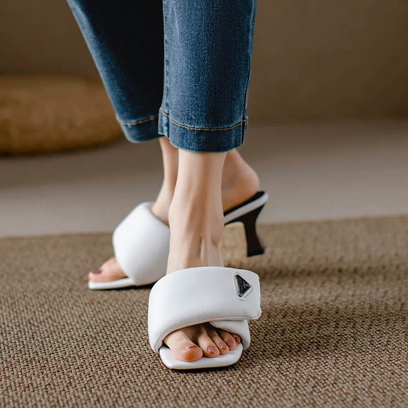 new fashion slippers platform flip flops woman beach sandals soft vintage anti-slip spike high heels outdoor summer beach slides