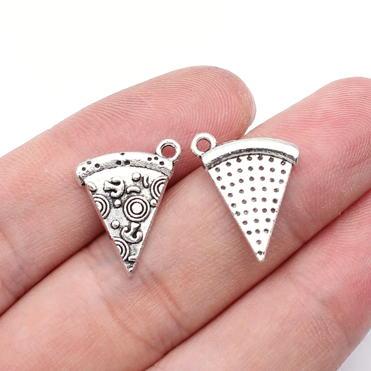 

20pcs 19x14mm Antique Silver Color Pizza Cheese Charms Pendant Designer Charms for Jewelry Making DIY Jewelry Accessories