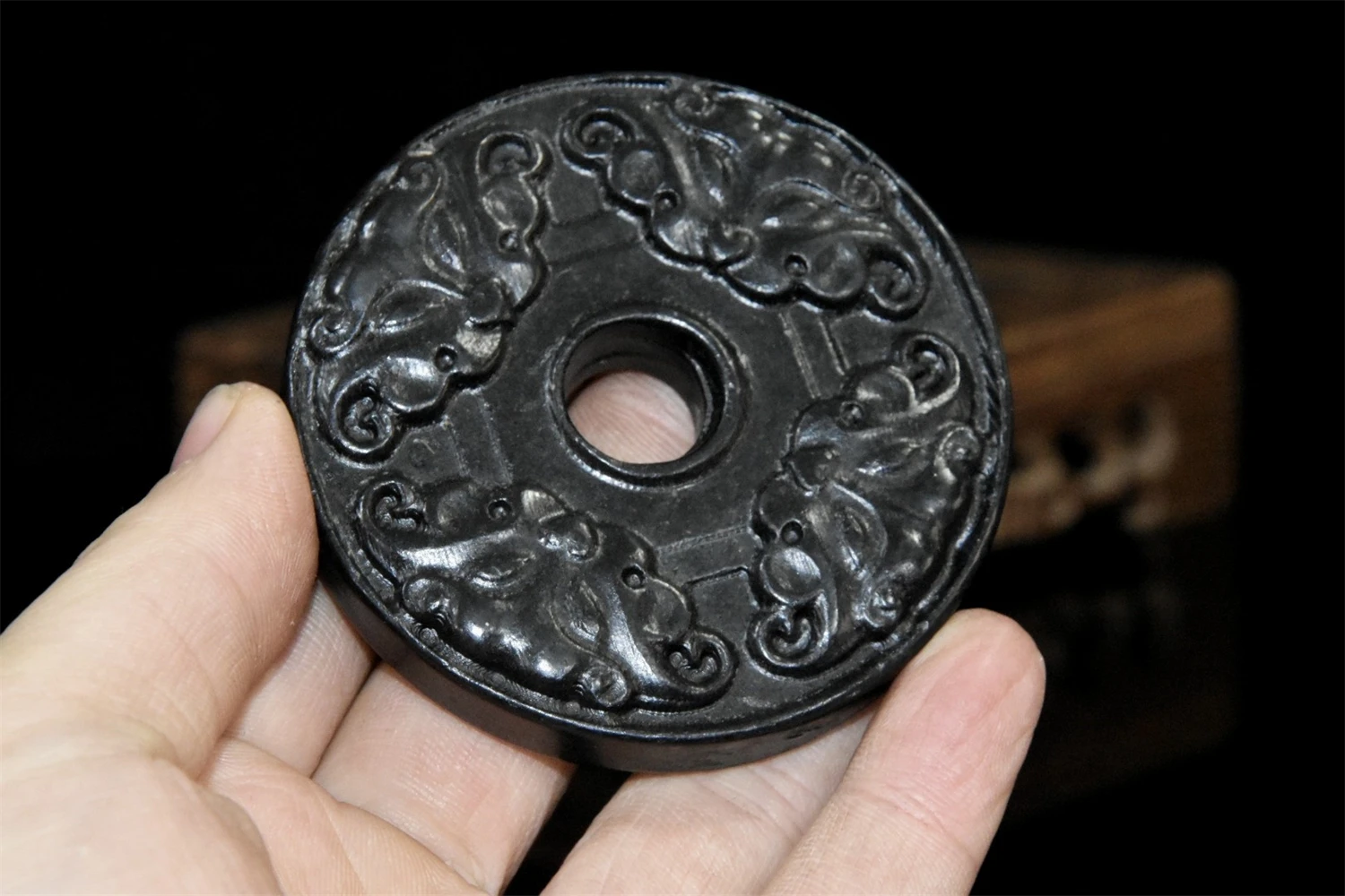 Китайская культура Хуншань черный железный магнетизм метеорит скульптура